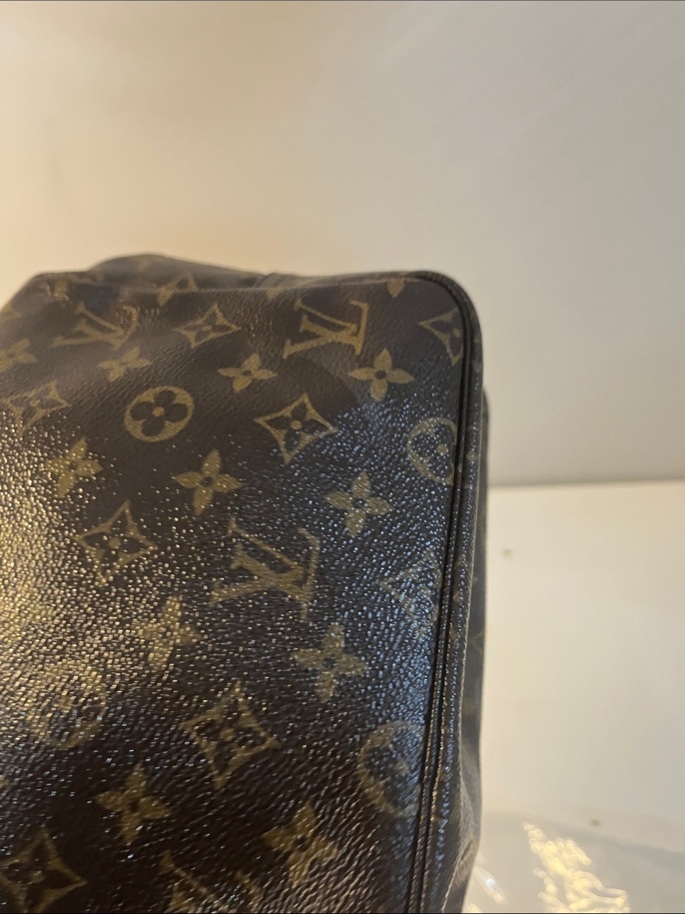 Louis Vuitton Trousse Monogram Cosmetic Pouch with Beige Interior - Picture 11 of 12